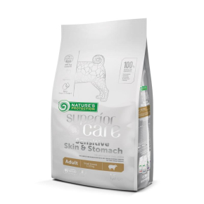 dry food for adult dogs of small breeds with sensitive skin and stomach, with lamb