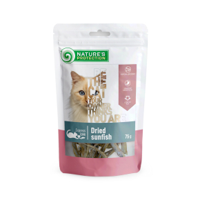 snacks for cats, dried sunfish